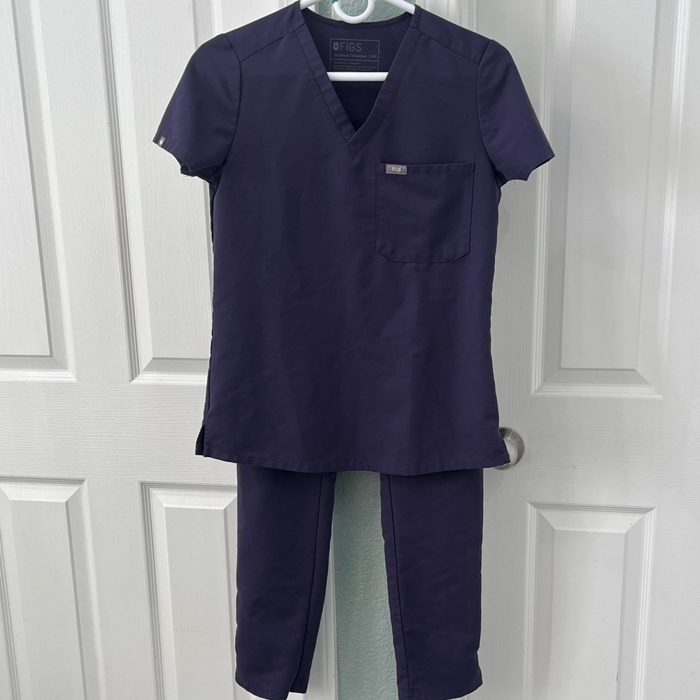 Figs Women's Scrub Set in Deep Plum